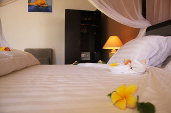 Azao Resort & Spa 4*
