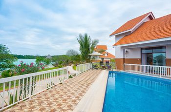 Azao Resort & Spa 4*