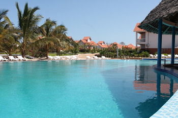 Azao Resort & Spa 4*
