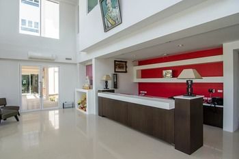 The Lake Hotel 3*