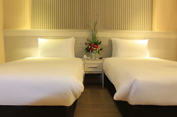 VWish Hotel 3*