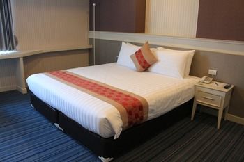 VWish Hotel 3*