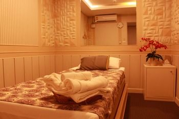 VWish Hotel 3*