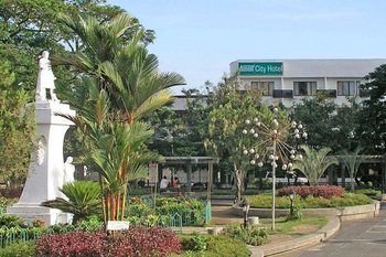 Almont City Hotel 3*