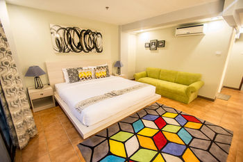 Almont City Hotel 3*
