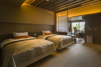 Fujisan Onsen Bessho SASA 4*