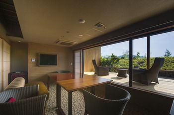 Fujisan Onsen Bessho SASA 4*