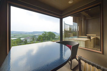 Fujisan Onsen Bessho SASA 4*