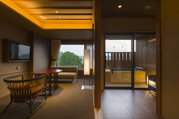 Fujisan Onsen Bessho SASA 4*