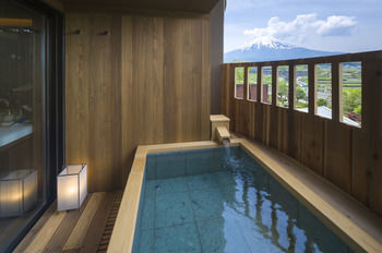 Fujisan Onsen Bessho SASA 4*