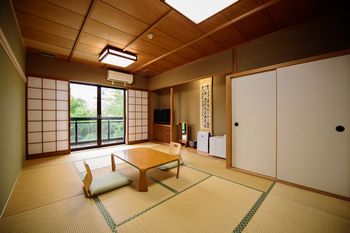 Ryokan Reimei 3*