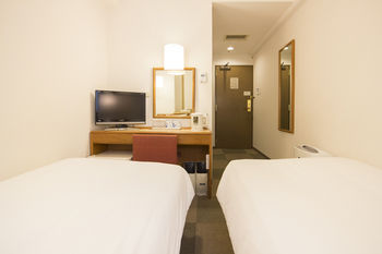 Hotel Wingport 3*