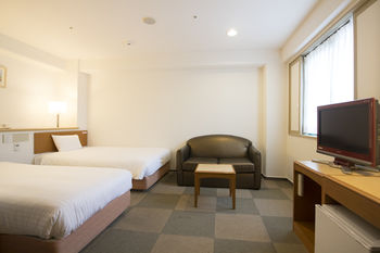 Hotel Wingport 3*