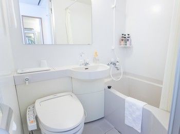 Hotel Wingport 3*