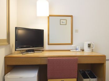 Hotel Wingport 3*