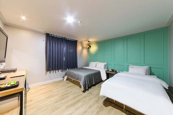 OST Hotel 2*