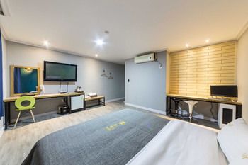 OST Hotel 2*