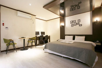 OST Hotel 2*