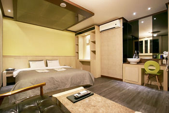 OST Hotel 2*