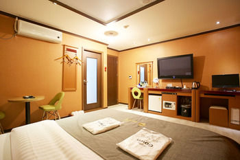 OST Hotel 2*
