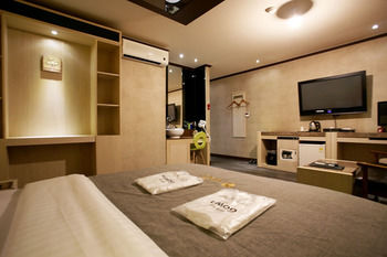 OST Hotel 2*