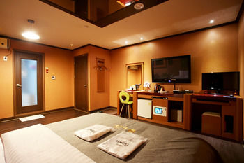 OST Hotel 2*