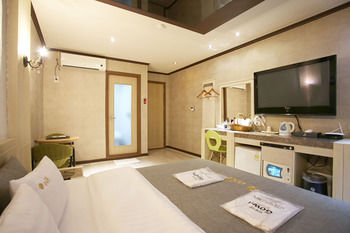 OST Hotel 2*