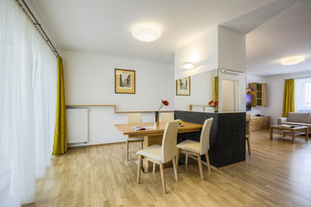 Vienna Grand Apartments CITY 0*