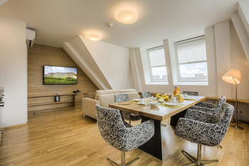 Vienna Grand Apartments CITY 0*