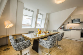 Vienna Grand Apartments CITY 0*