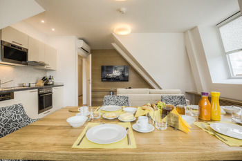 Vienna Grand Apartments CITY 0*