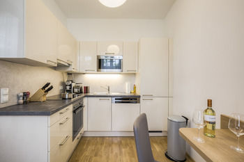 Vienna Grand Apartments CITY 0*