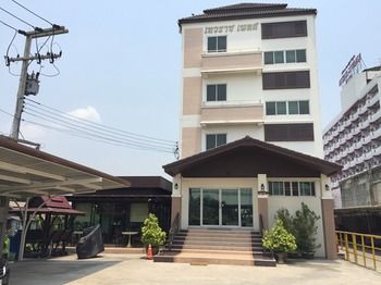 Taevaraj Place 2*