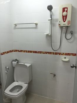 Taevaraj Place 2*