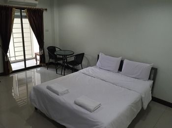 Taevaraj Place 2*