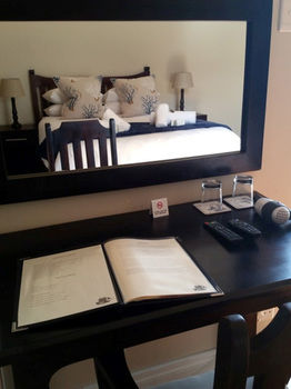 The Tides Inn 4*