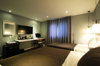 17th Hotel 0*