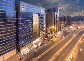 Razana Al Rowdah 1*
