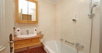 Hotel Sonnblick 4*