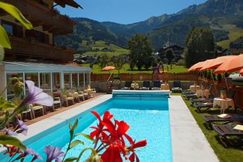 Hotel Sonnblick 4*
