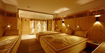 Hotel Sonnblick 4*