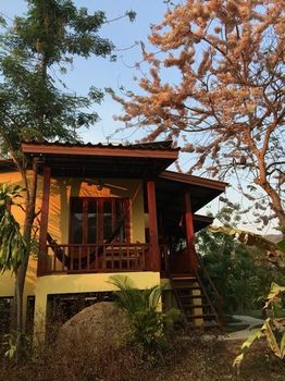 Pai Loess Resort 2*