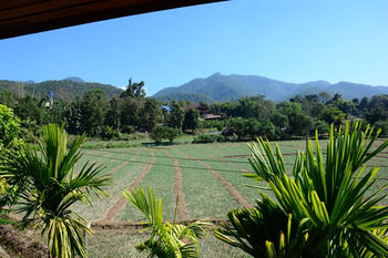 Pai Loess Resort 2*
