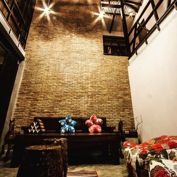 Niwas Ayutthaya 2*