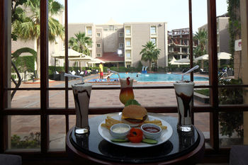 Boudl Gardenia Resort 3*