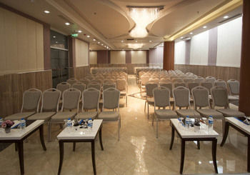 Forum Suite Hotel 0*