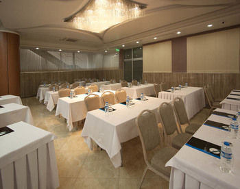Forum Suite Hotel 0*