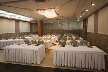Forum Suite Hotel 0*