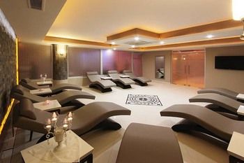 Forum Suite Hotel 0*