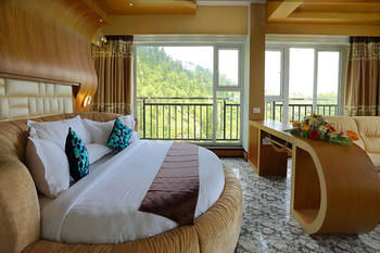 Parakkat Nature Resorts 5*